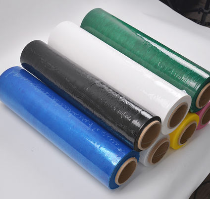 LLDPE PE Film Pembungkus Film Peregangan Berwarna 26mm-76mm Diameter Inti Dalam